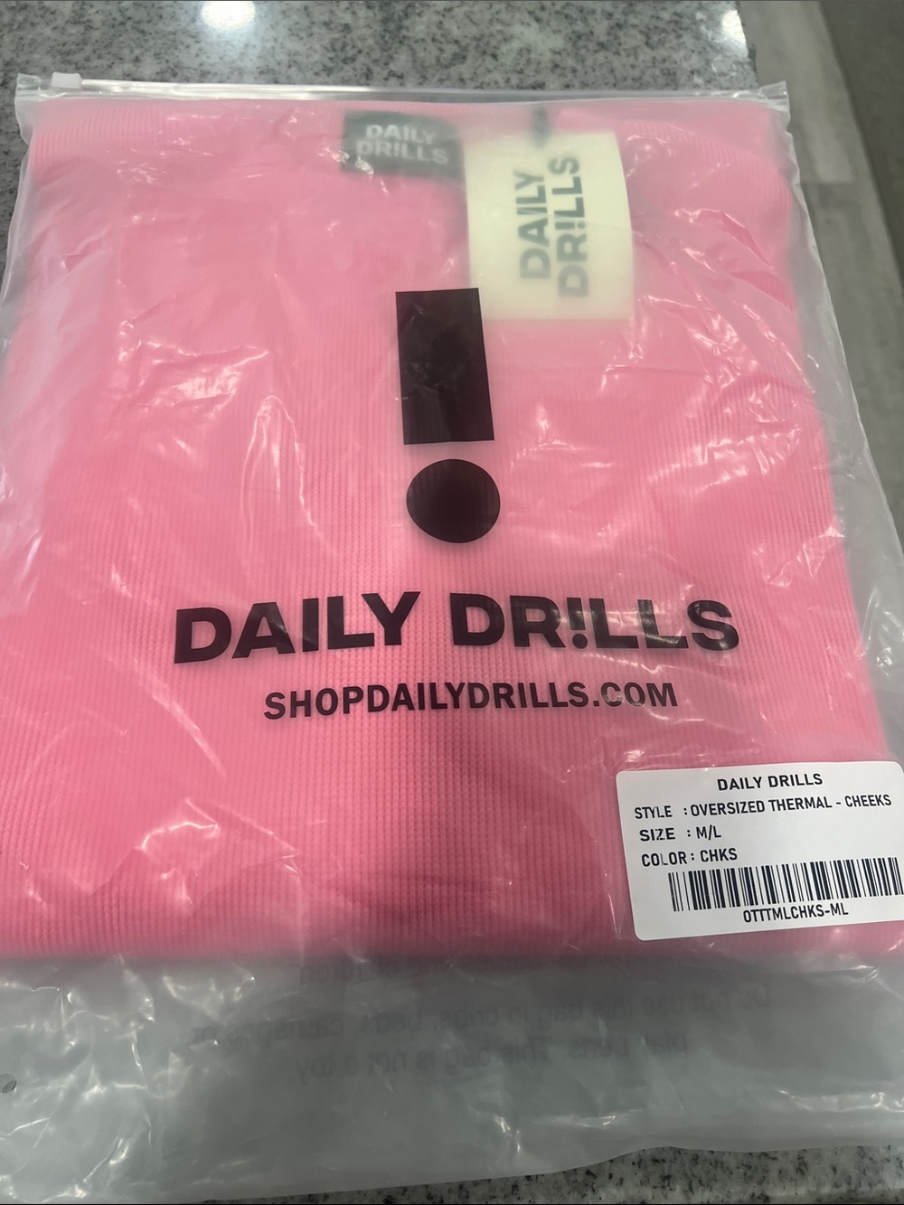 Daily Drills Oversized Thermal in Cheeks size M/L - Picture 3 of 4